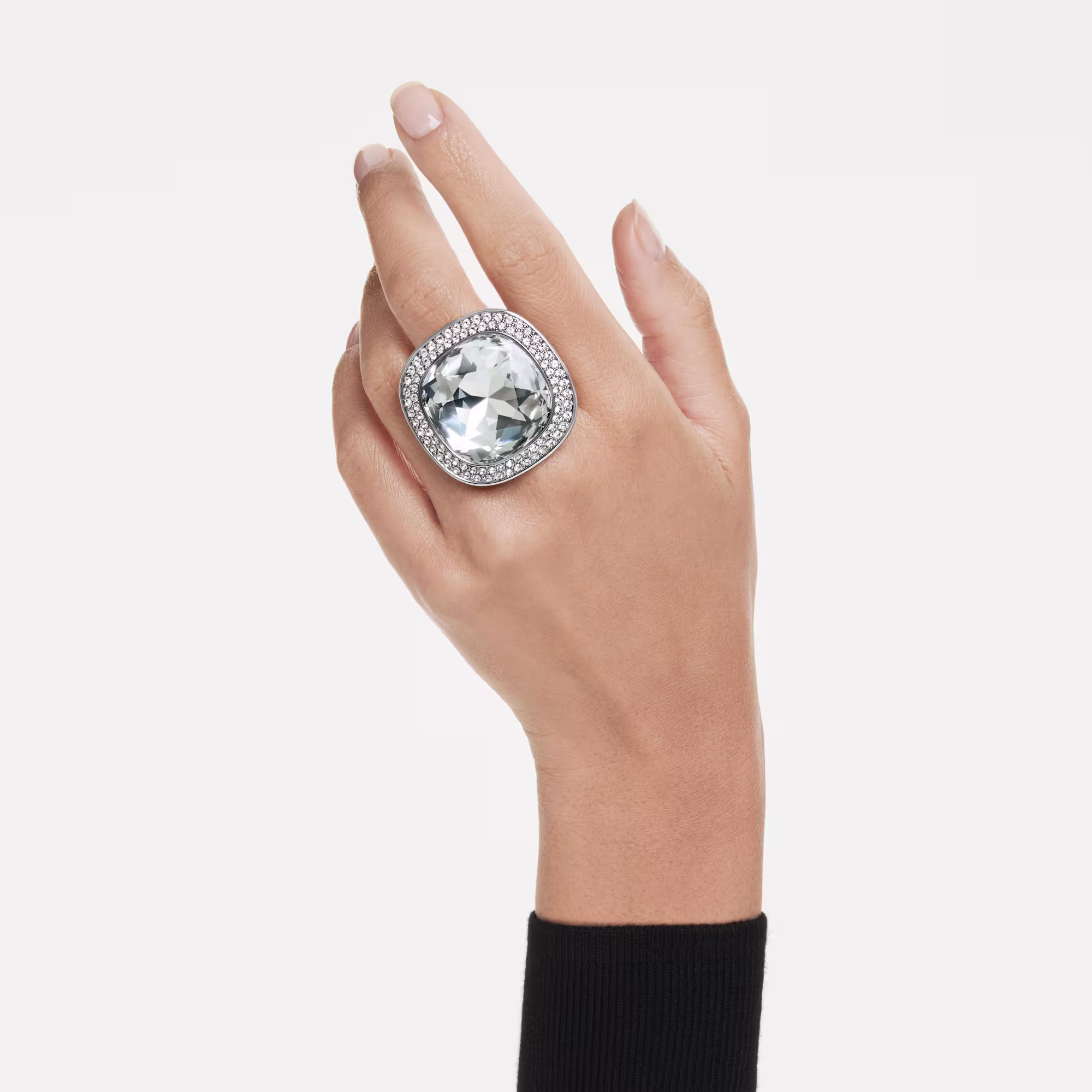 Una Angelic cocktail ring